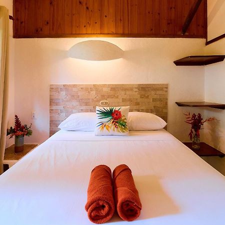 Puerto Viejo de Talamanca Cabinas Montesol מראה חיצוני תמונה