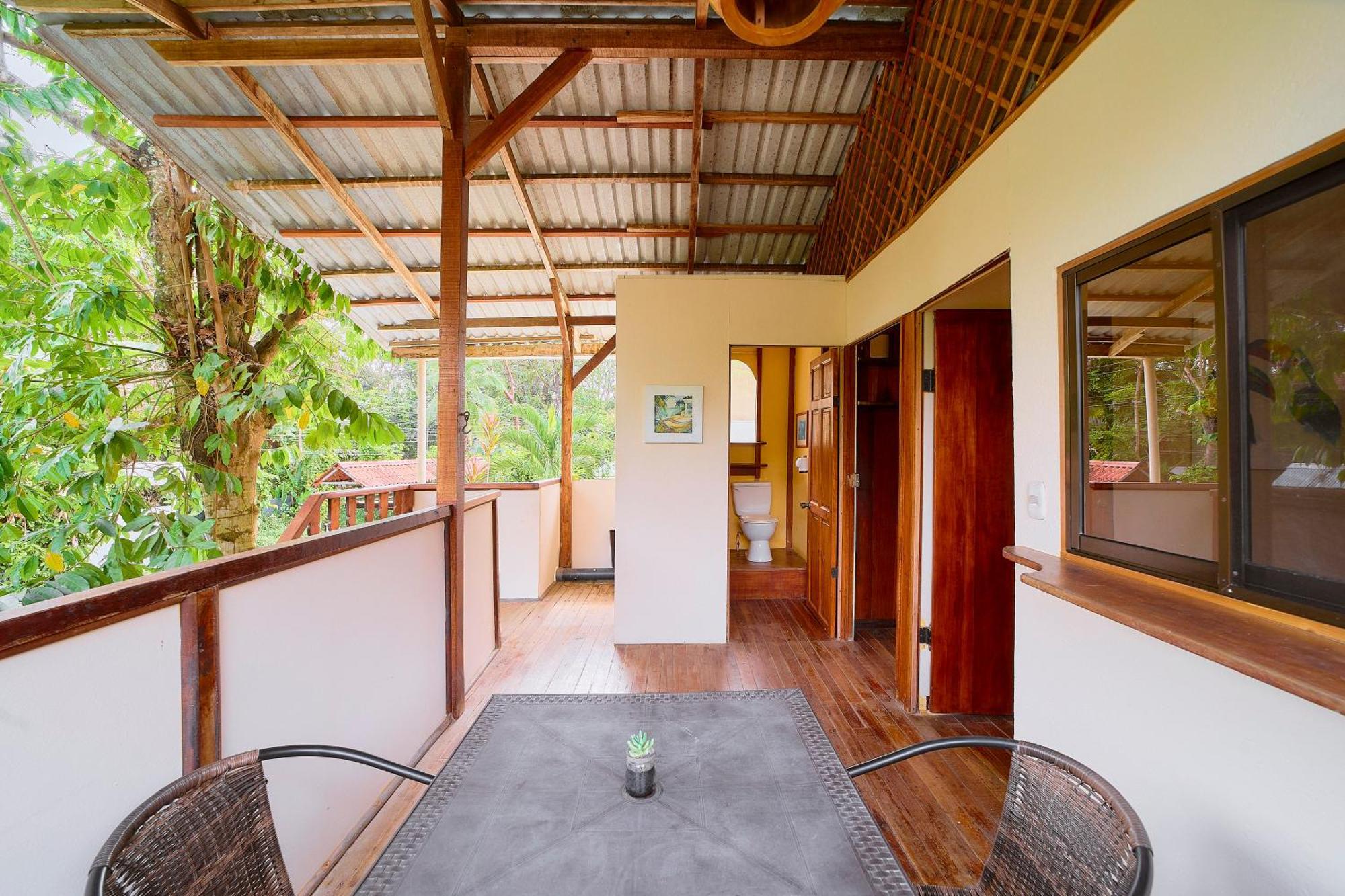 Puerto Viejo de Talamanca Cabinas Montesol מראה חיצוני תמונה